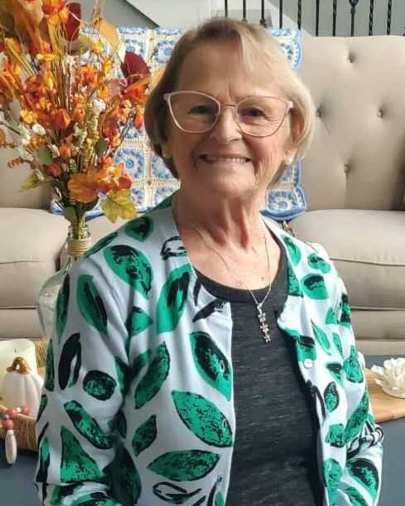 Eleny Inegues Profile Photo