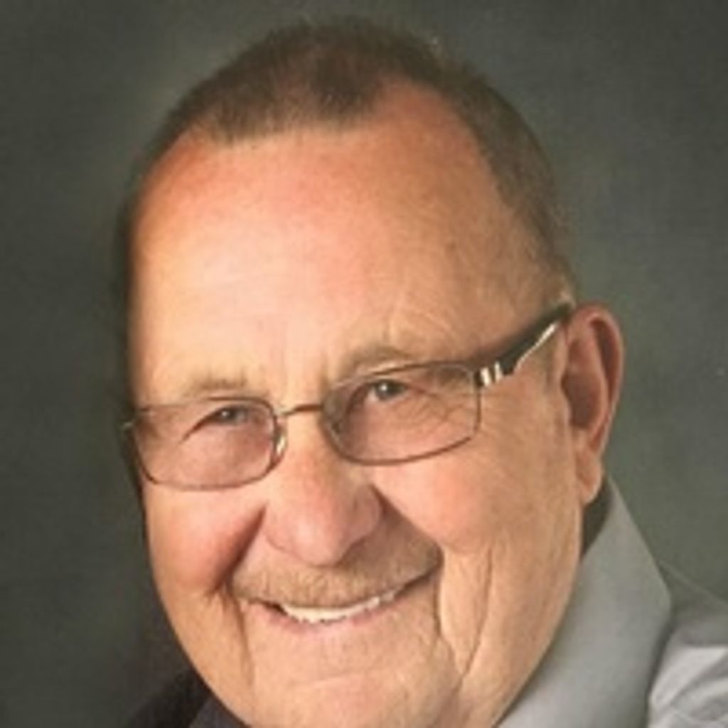 Robert L. Richards