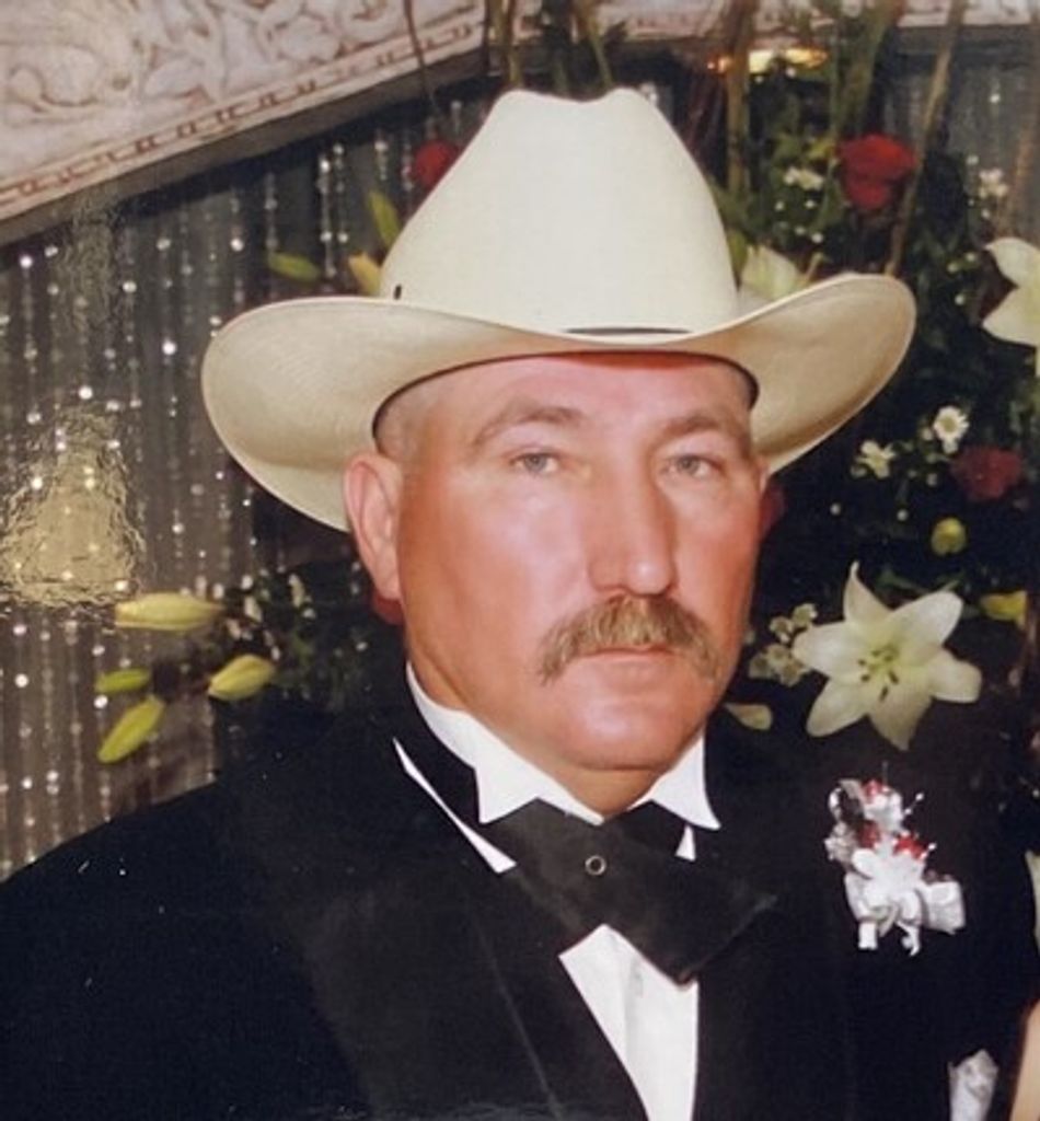 Domingo Eduardo Martinez Profile Photo