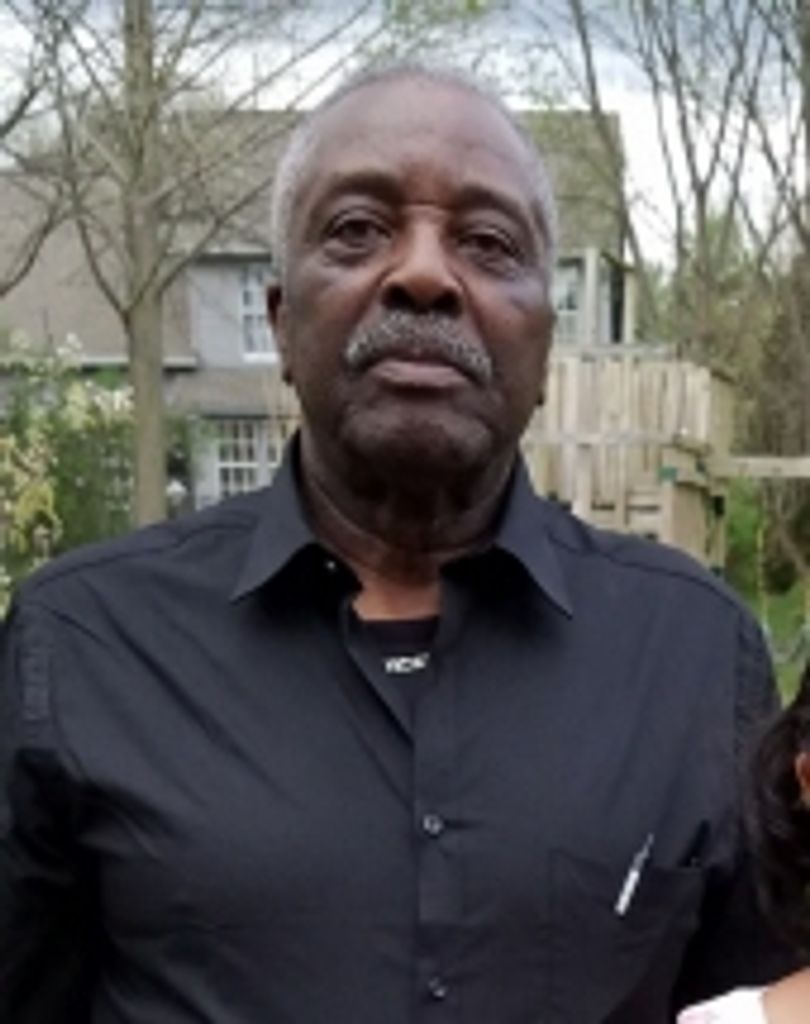 Simon Earnest Carruthers Profile Photo