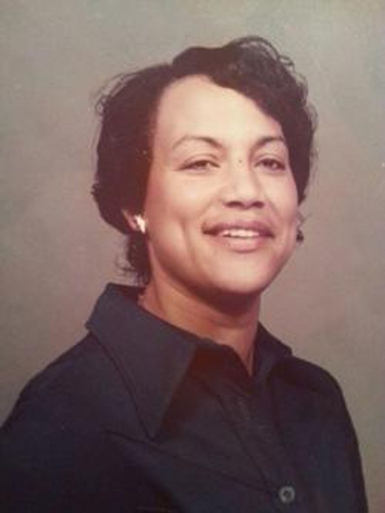 Fannie Mae Washington Holmes