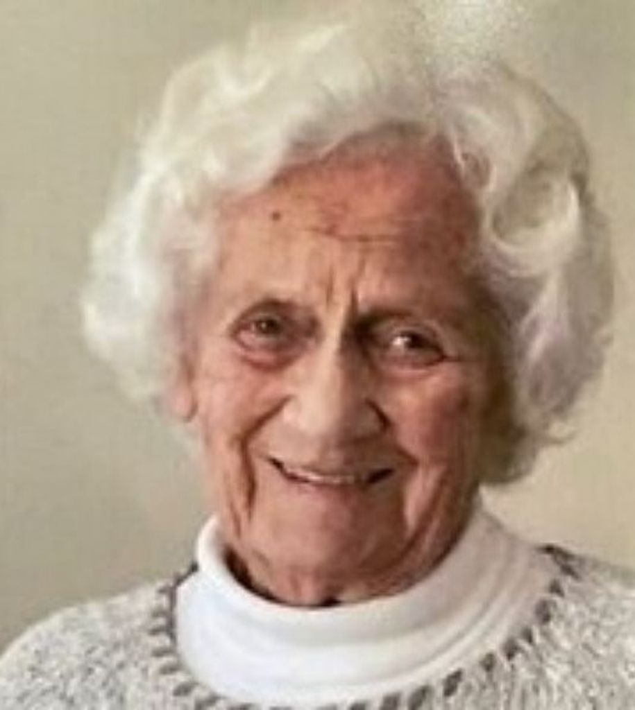 Elfriede  Lina  Latosz Enos