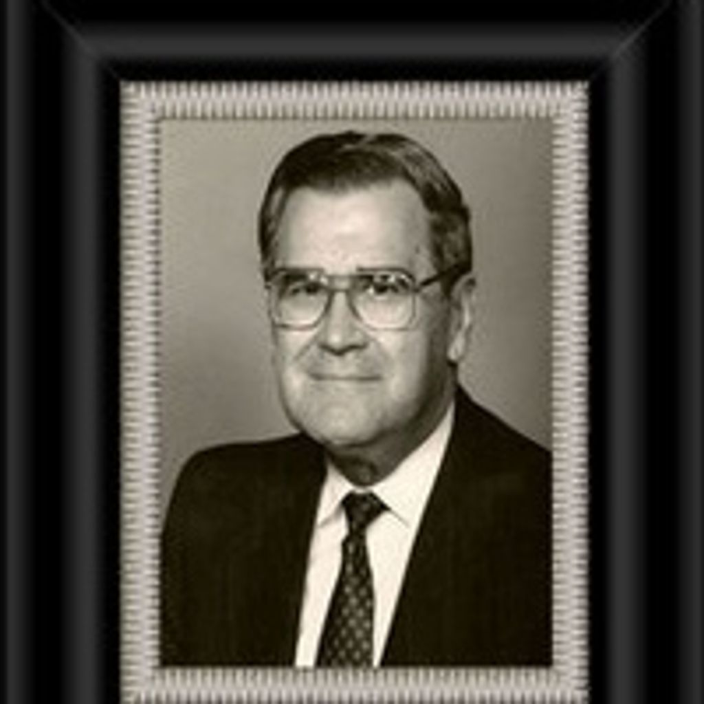 Dr William E Woodson Sr