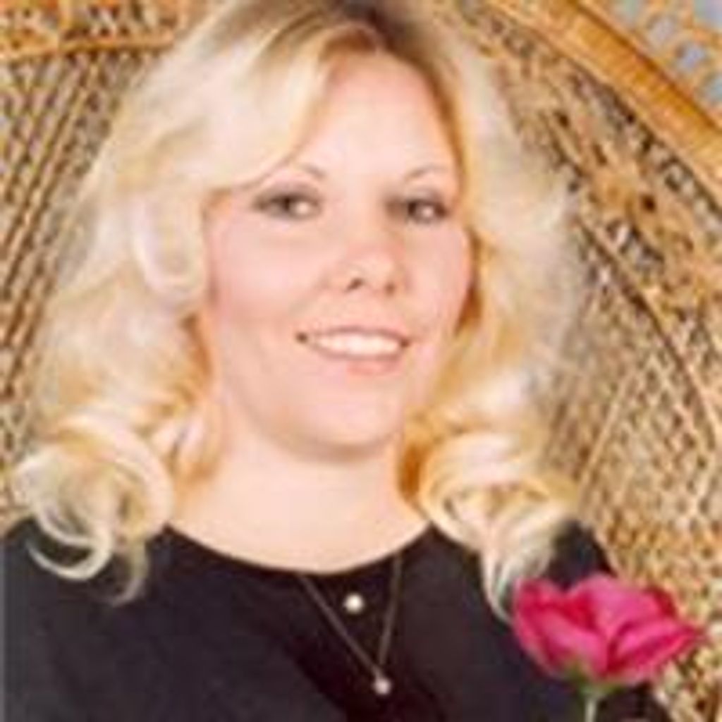 Molly Susan Helm