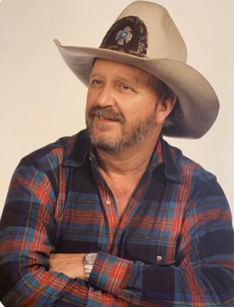 Clark Howell Woods Profile Photo