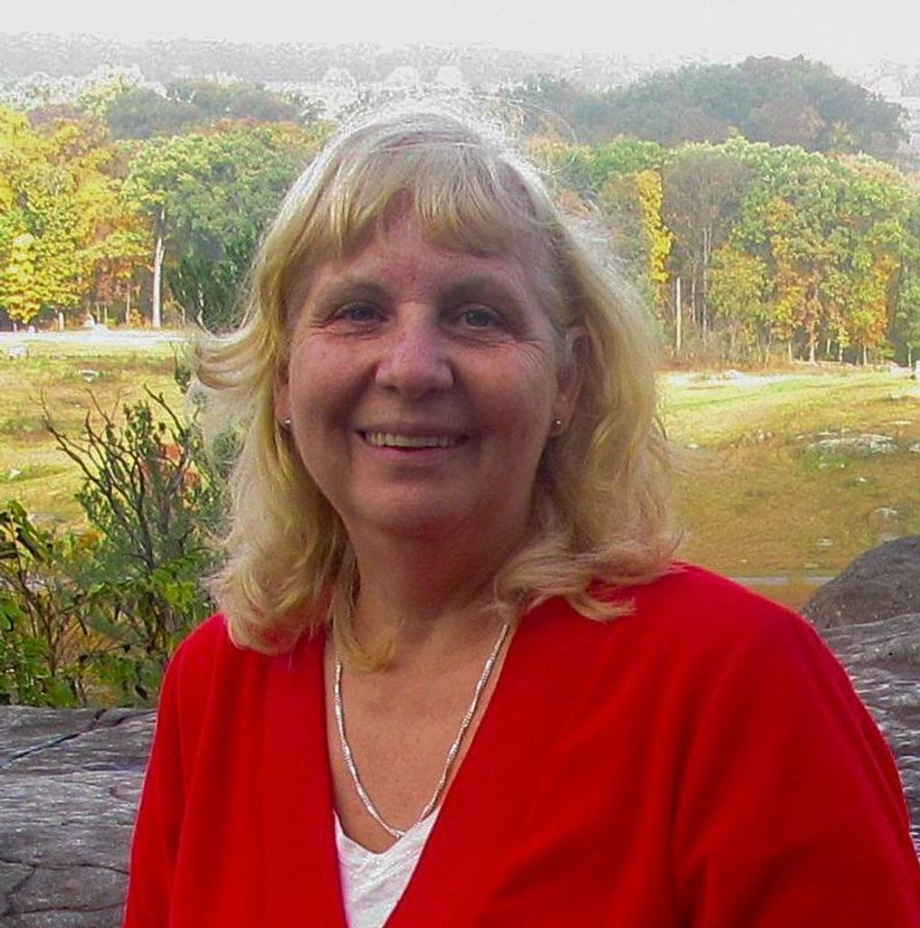 Kim Harrison Profile Photo