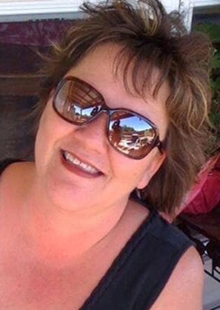 Stacy Lyn Lutz Profile Photo