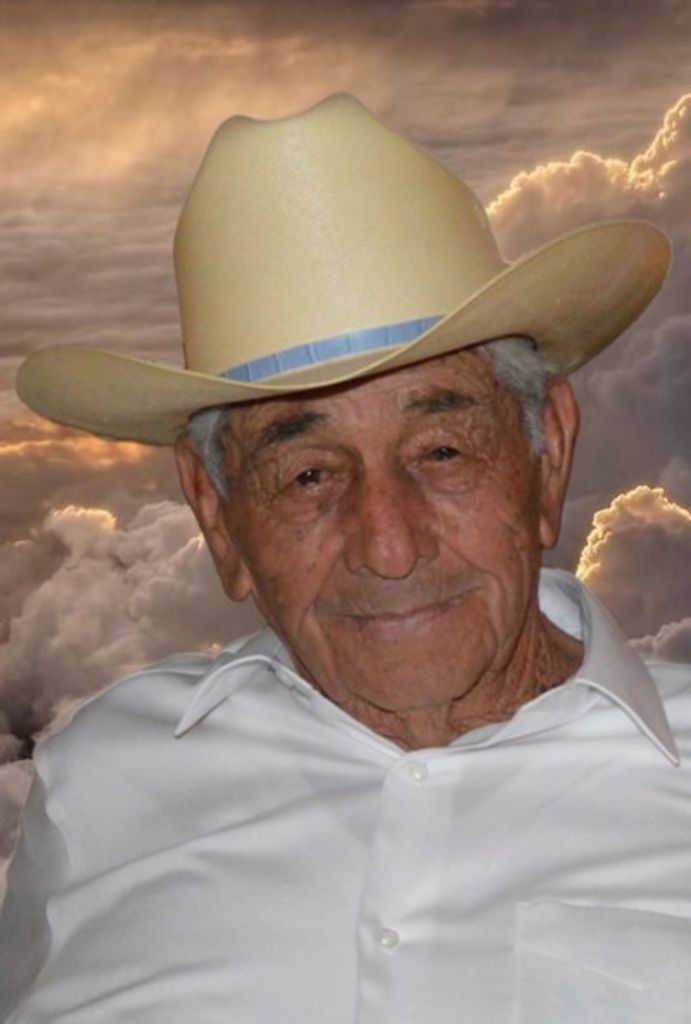 Ernesto Banuelos Profile Photo