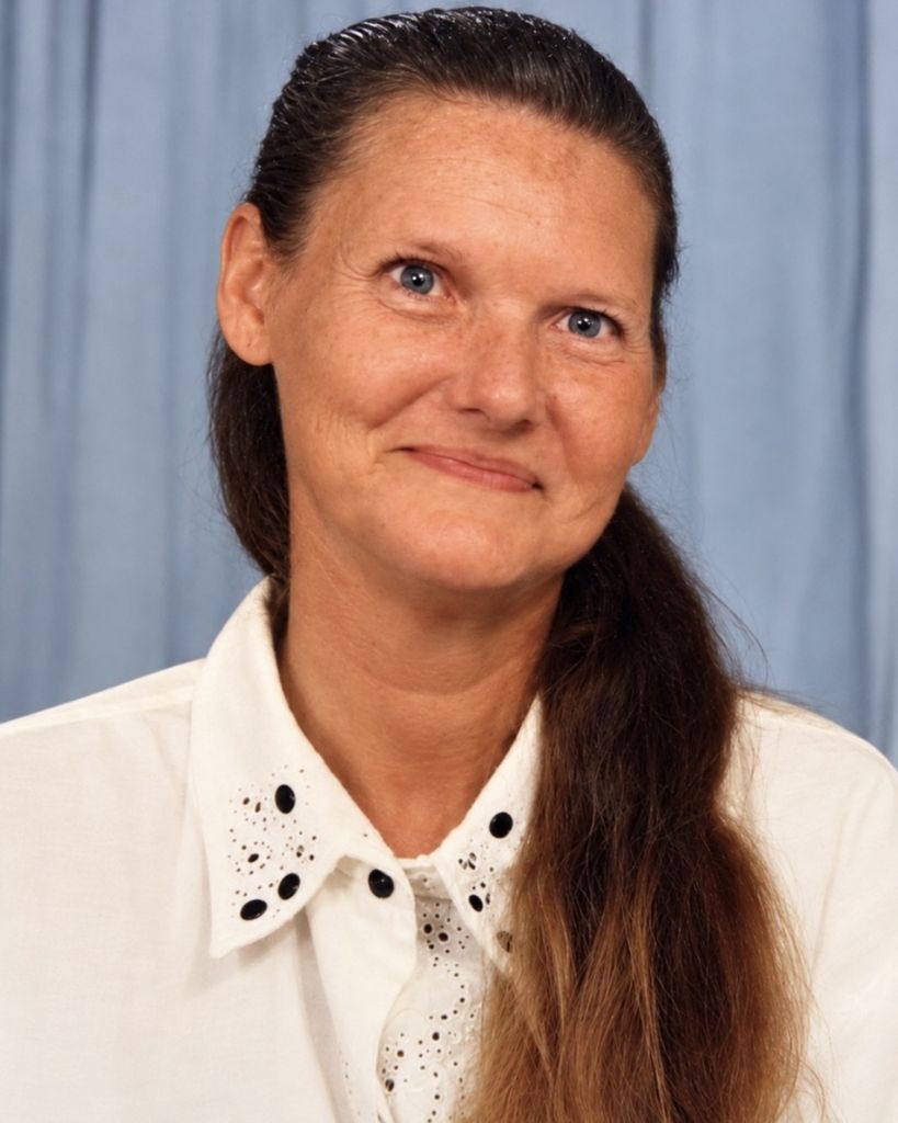 Ida Louise Young Clear Profile Photo