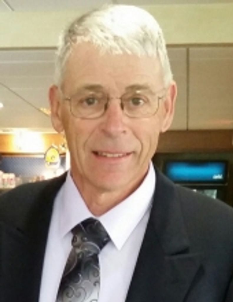 Howard  Lindaman