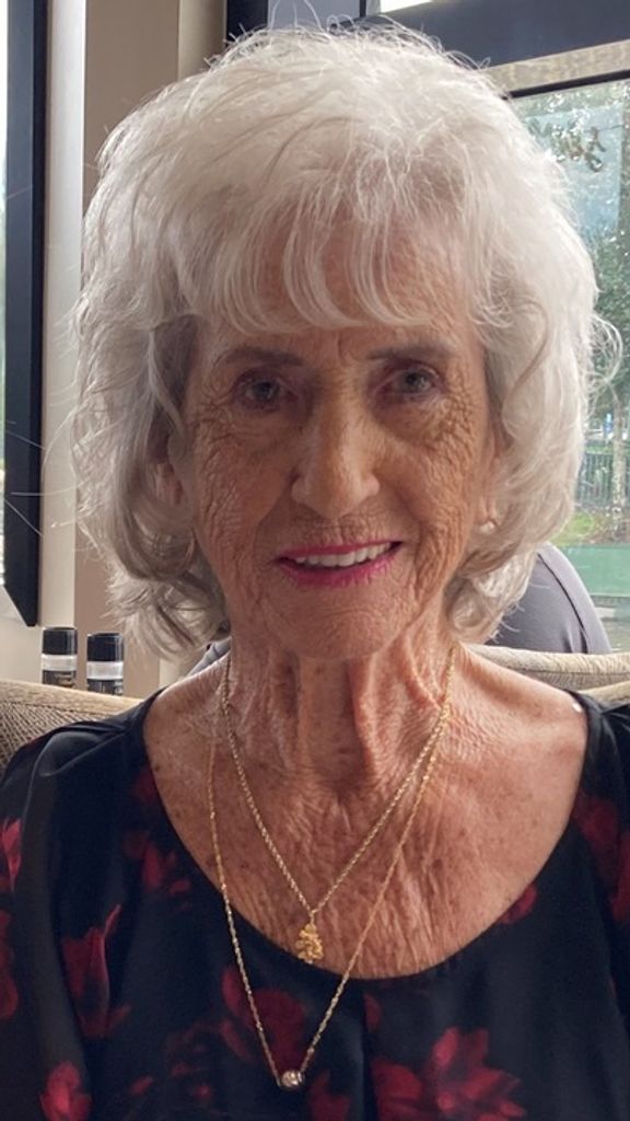 Jean Gillis Profile Photo