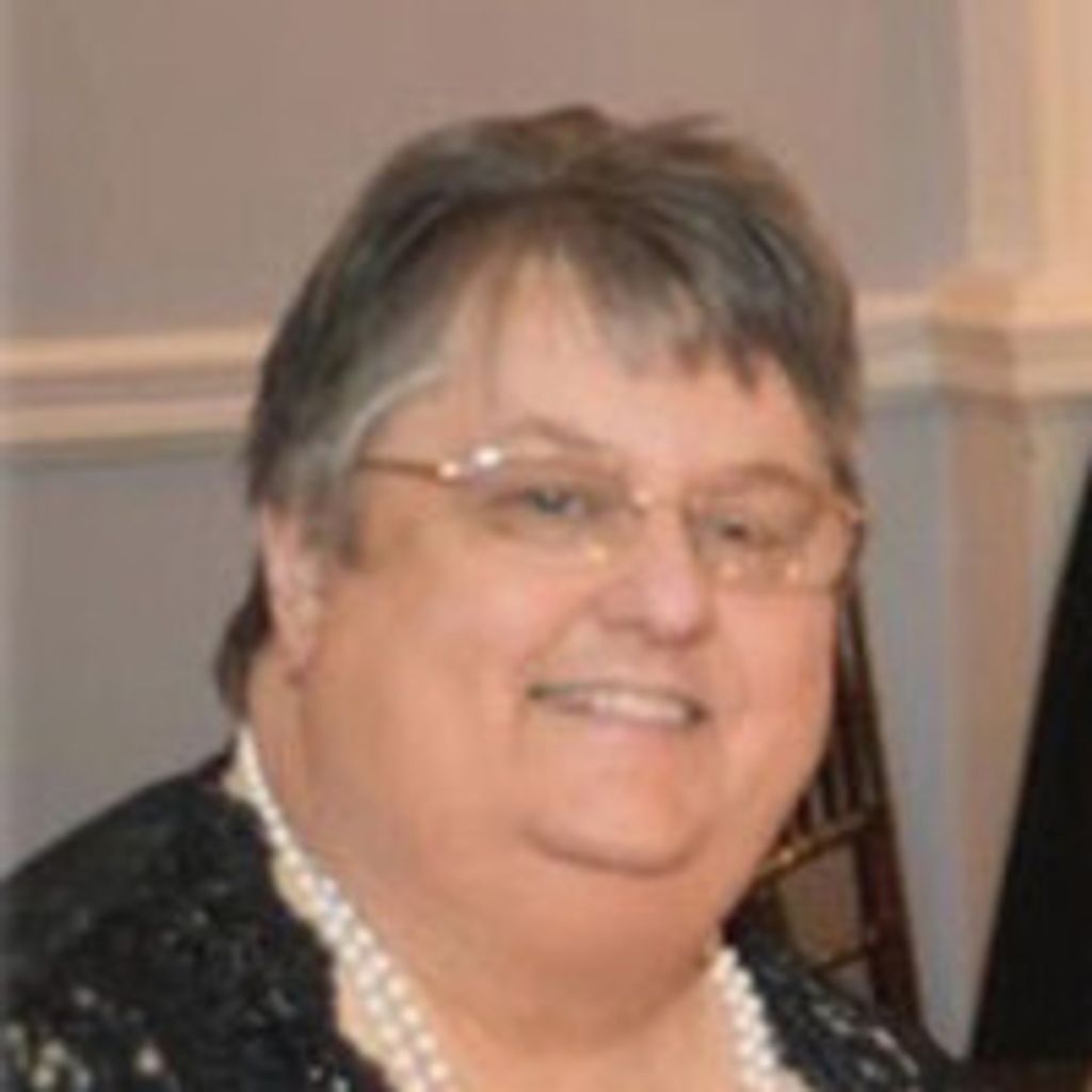 Claire Romine