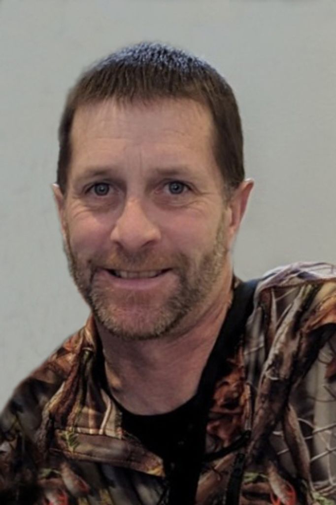 Matthew Dana Erhart Profile Photo