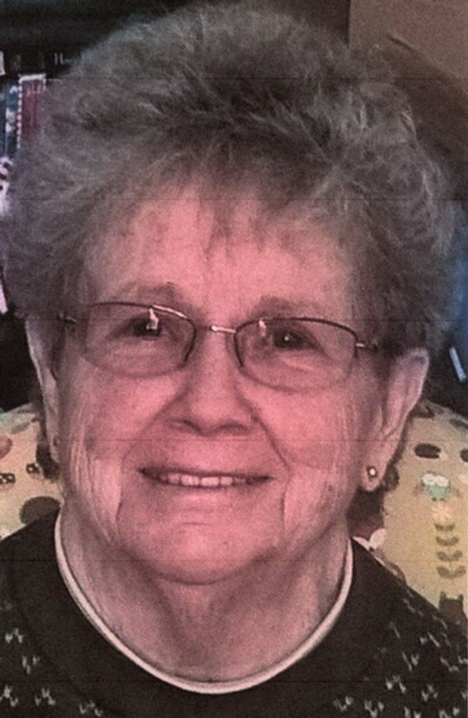 Caryl Ann Debroder-Zelinski Profile Photo