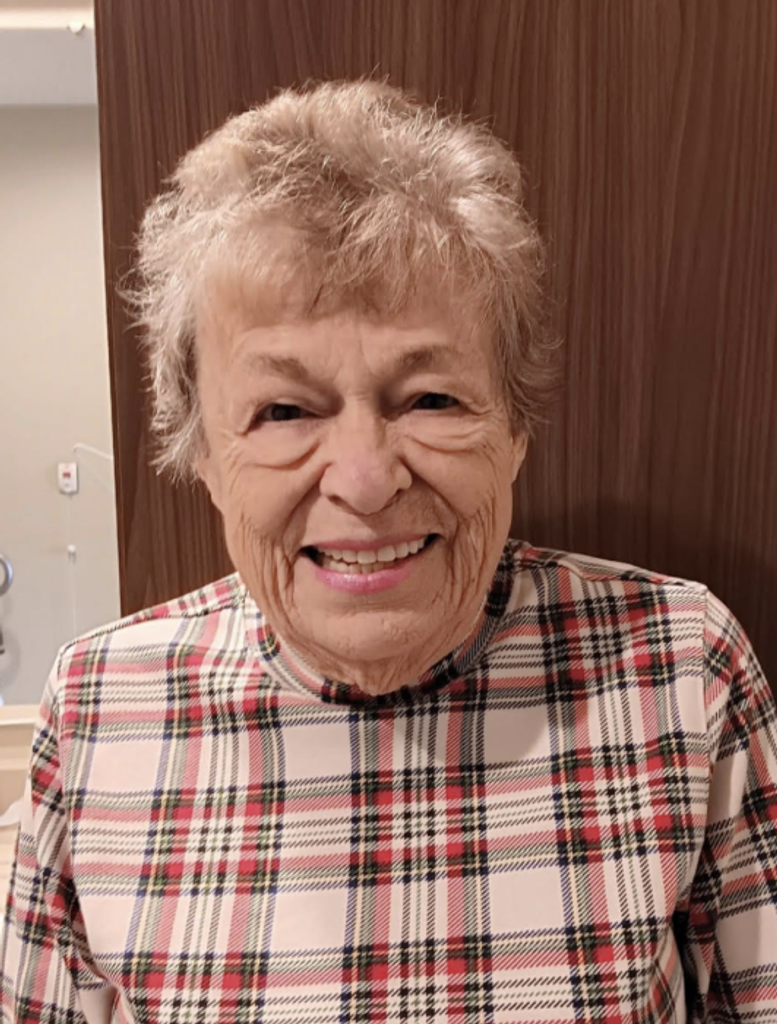 Charlotte Schmidt Profile Photo