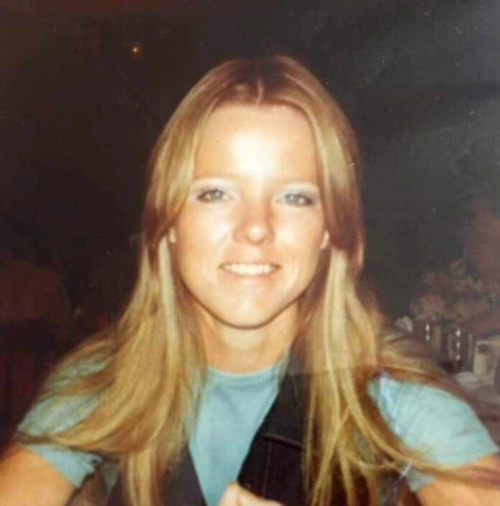 Debra Hernandez