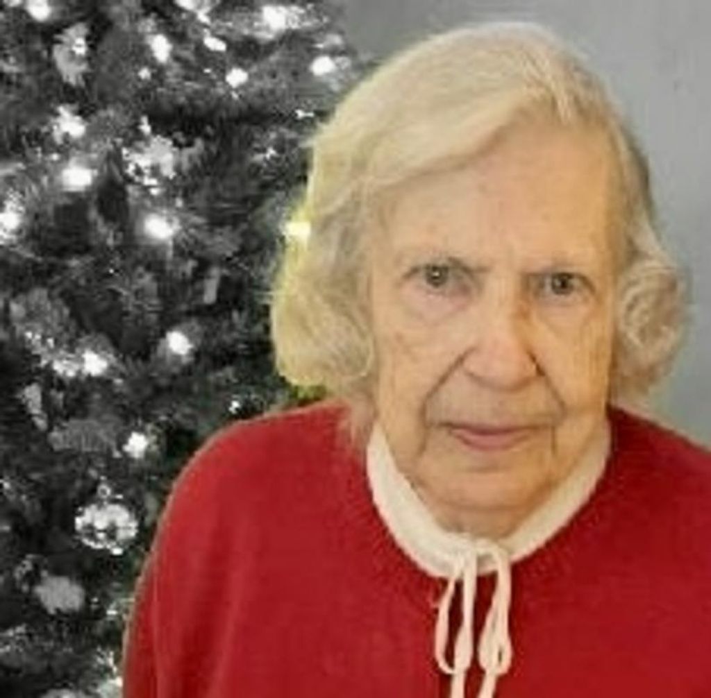 Carolyn Lare Profile Photo