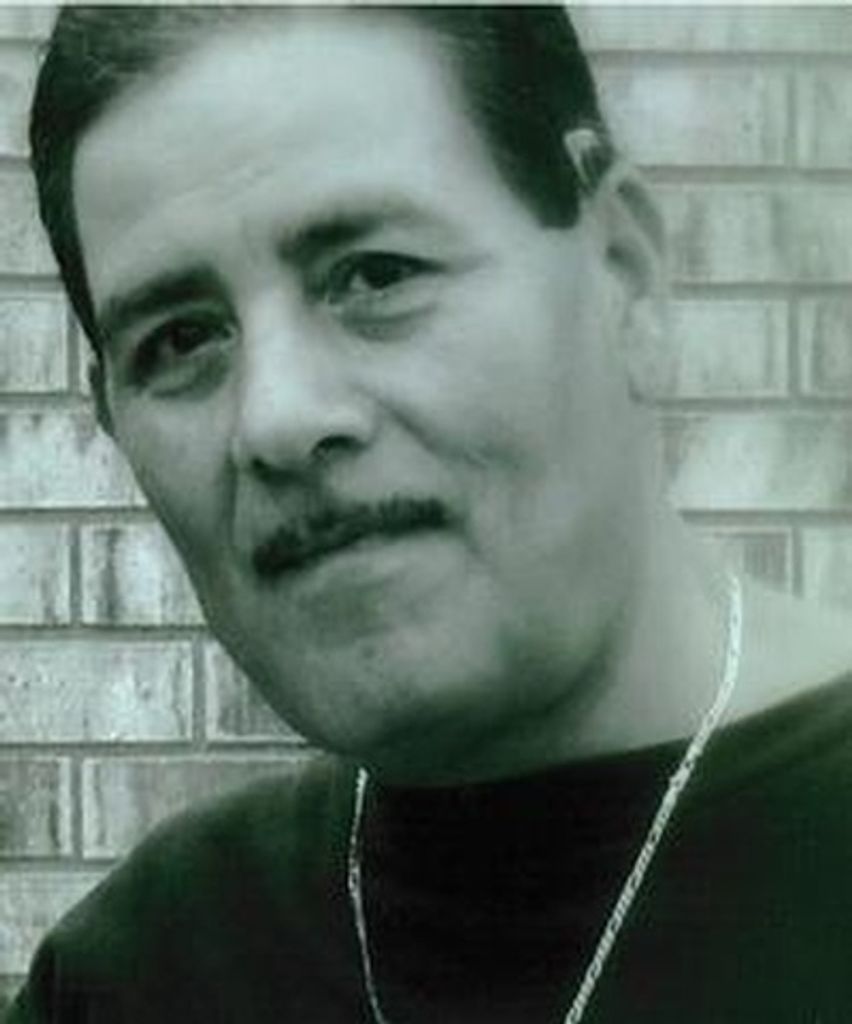 Armando Barrientos Profile Photo