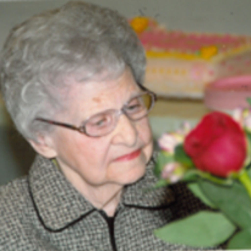 Elsie White