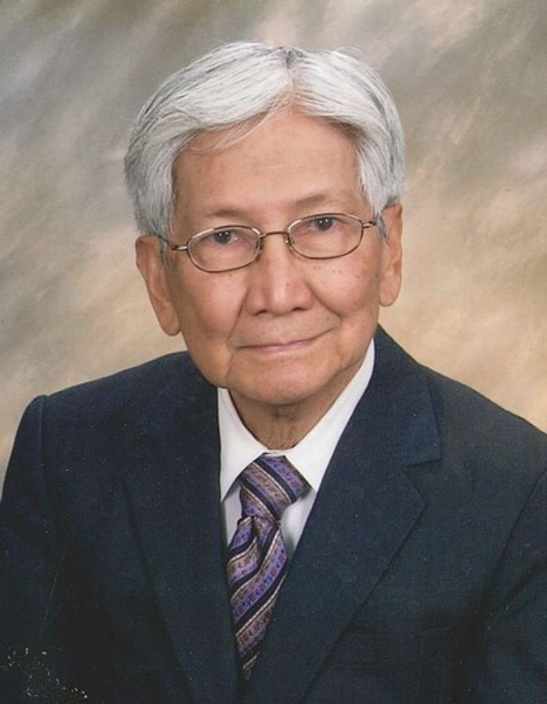 Dr. Ernesto Milla Cube Profile Photo