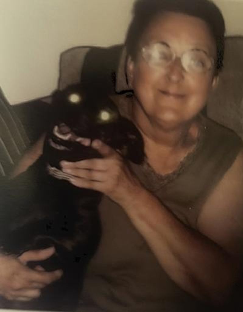 Joyce Anna De Stefano Profile Photo