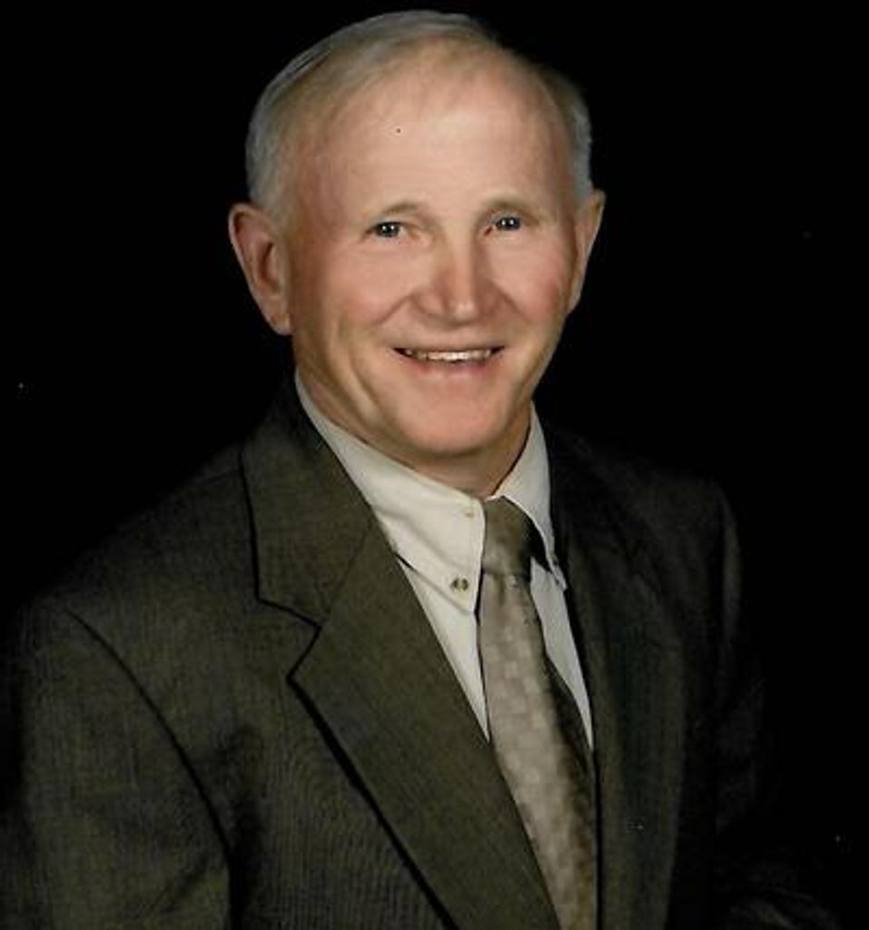Raymond T. Tapp Profile Photo