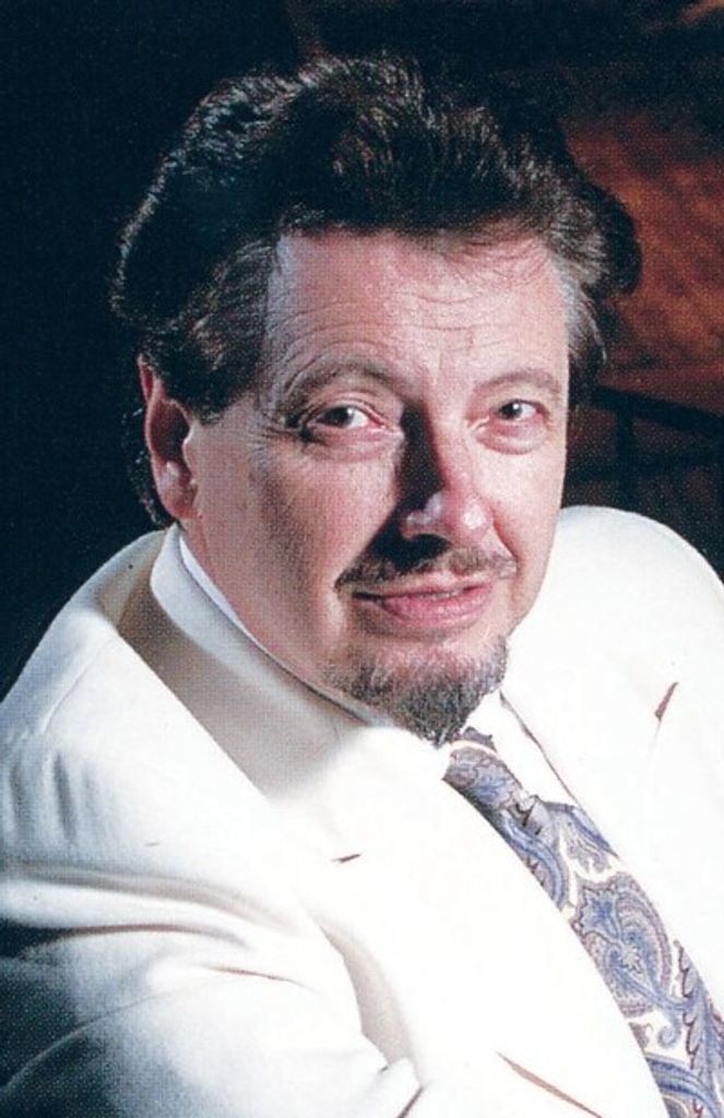 Robert Larsen Profile Photo