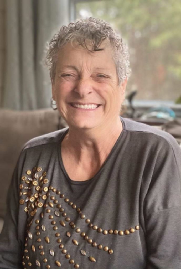Gloria Delores Snow