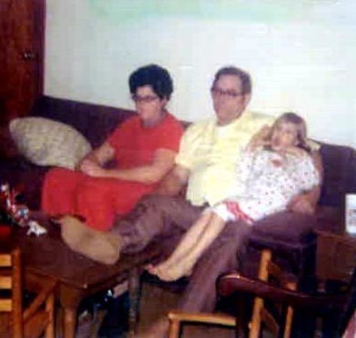Ruth Alice Sizemore photo gallery thumbnail 20 of 50