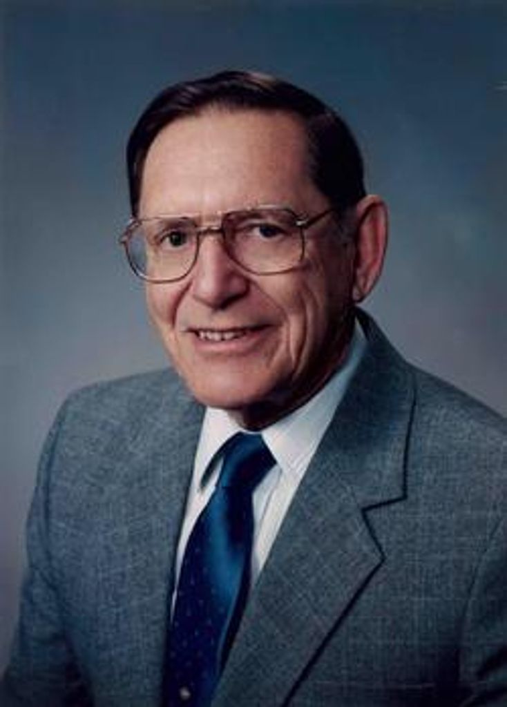 Benjamin C Boell
