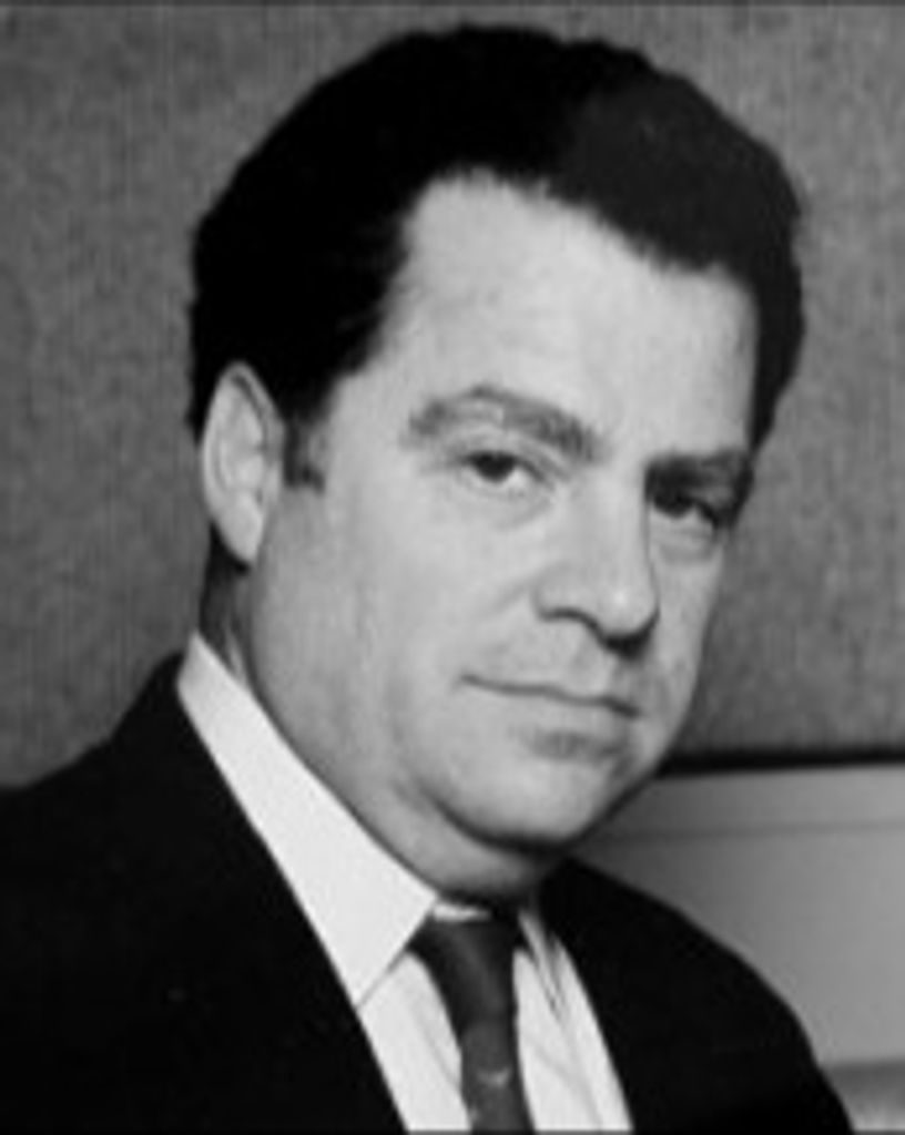 Stewart Share Profile Photo