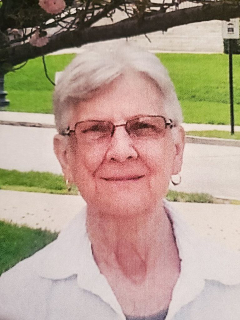 Phyllis (Stamper)  Roberts