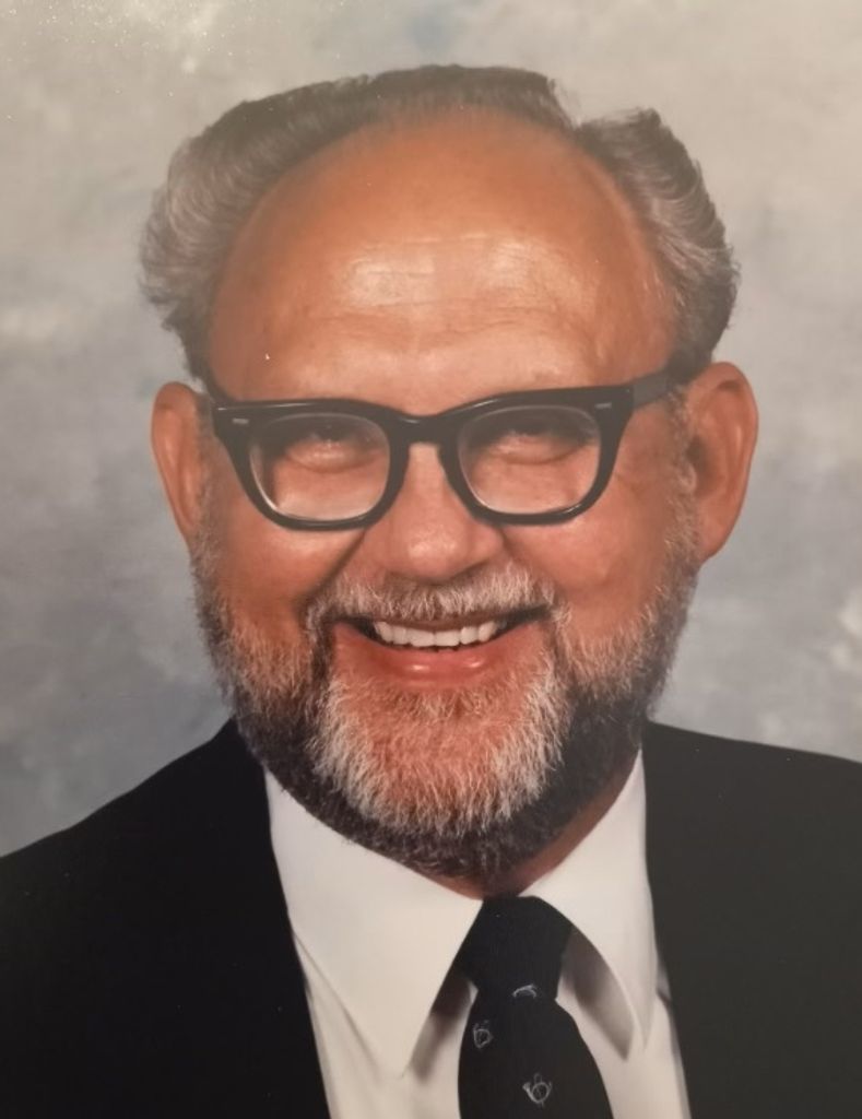Everette Gray Sain Profile Photo