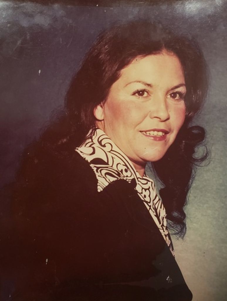 Esperanza L. Dominguez Profile Photo