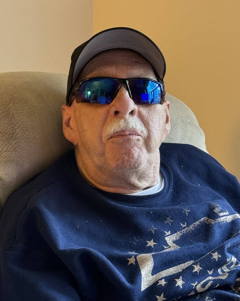 Lawrence L. "Larry" DeChick Profile Photo