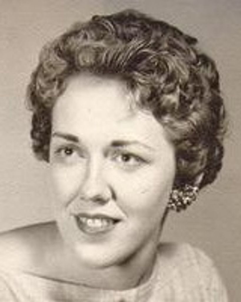 Linda Lee May (Nee Wallace)