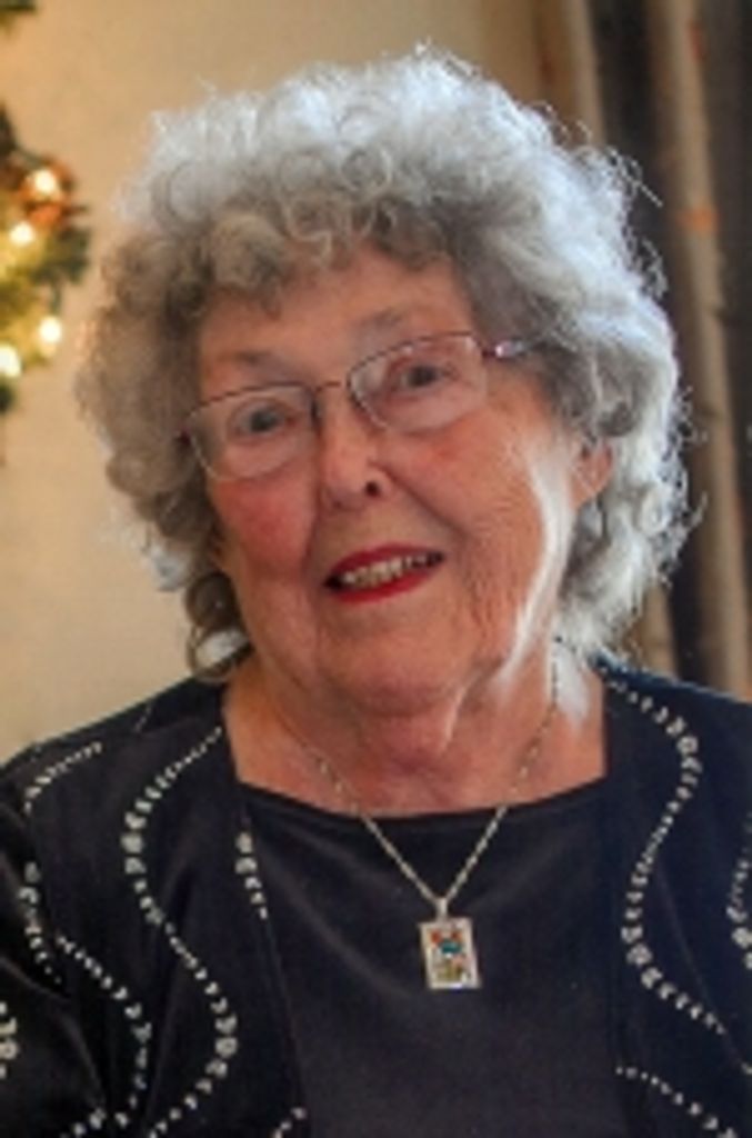 Betty Mae Hoefs