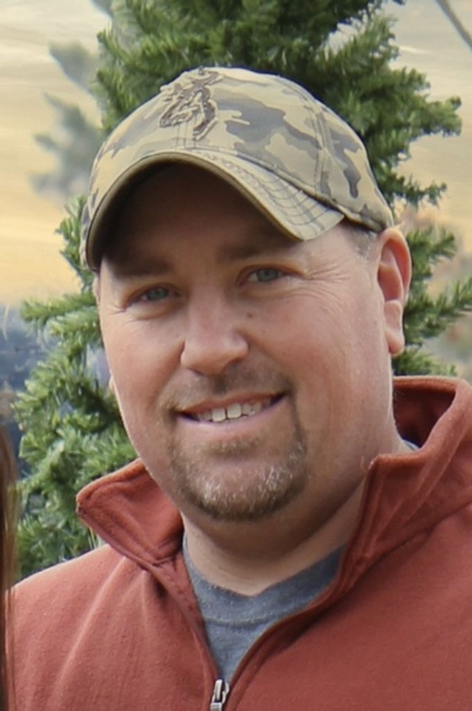 Erik Neal Hogden Profile Photo