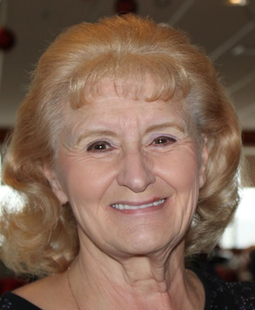 Janet Marie Savage Profile Photo