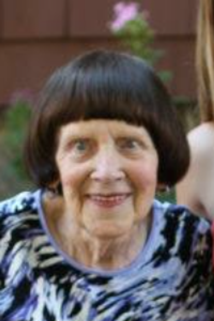 Dorothy E. "Dotty" (O'Brien) Carroll Profile Photo