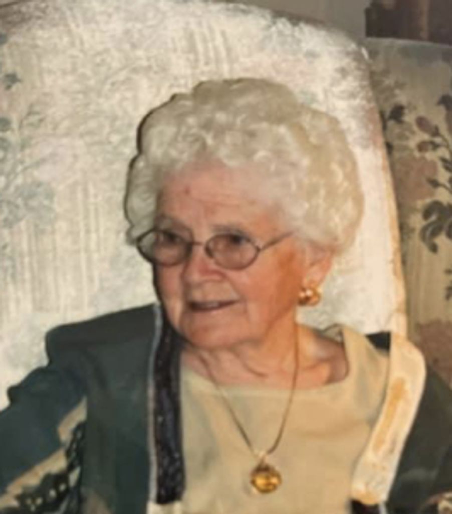 Elizabeth Radford Profile Photo