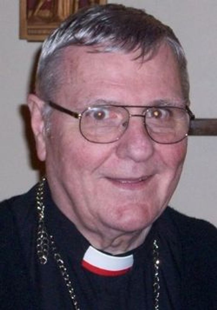 Father Harry Joseph Walsh Jr