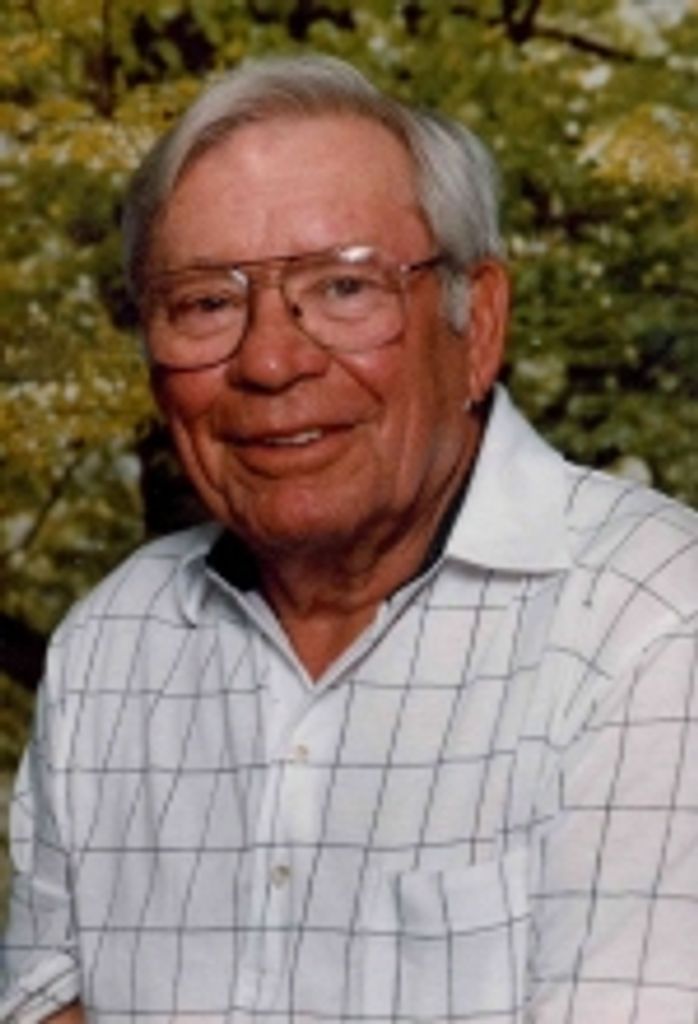 Robert "Bob" Saunders