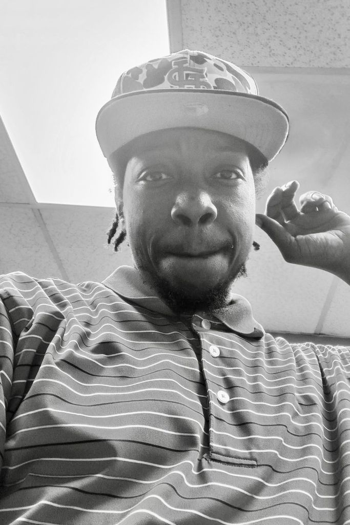 Ventrayvious Montrez Howard