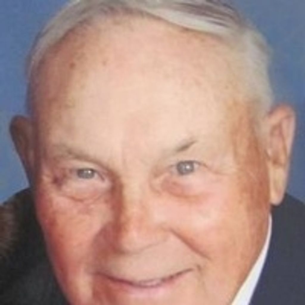 Lyle Blausey