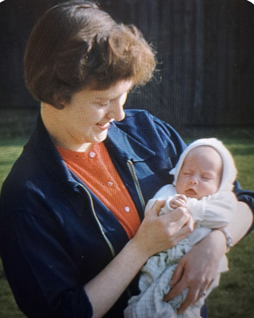 Lorraine Lois Smith