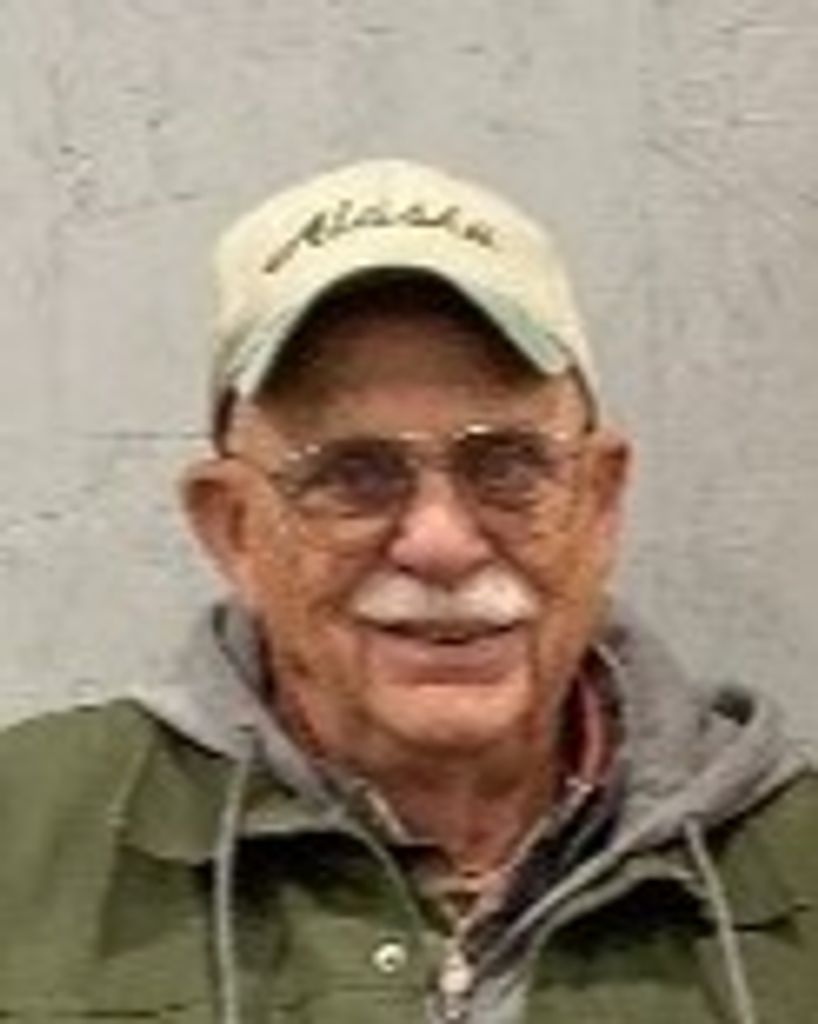 Harry Gordon Holcomb Profile Photo