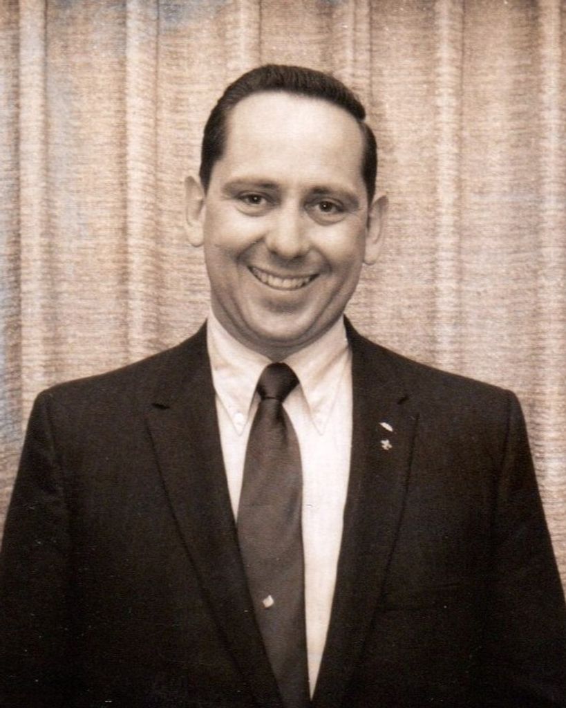 James E Kolentus