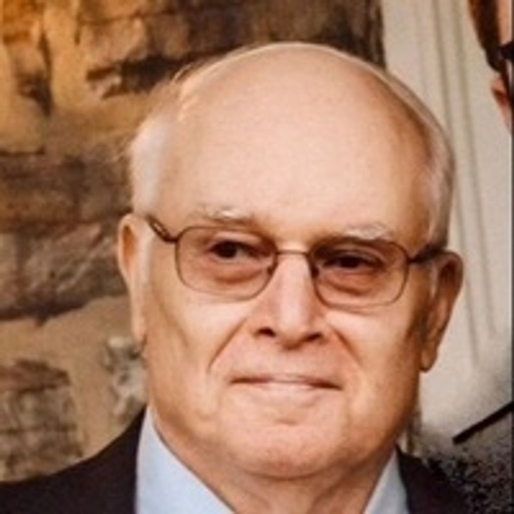 Thomas C Dyson