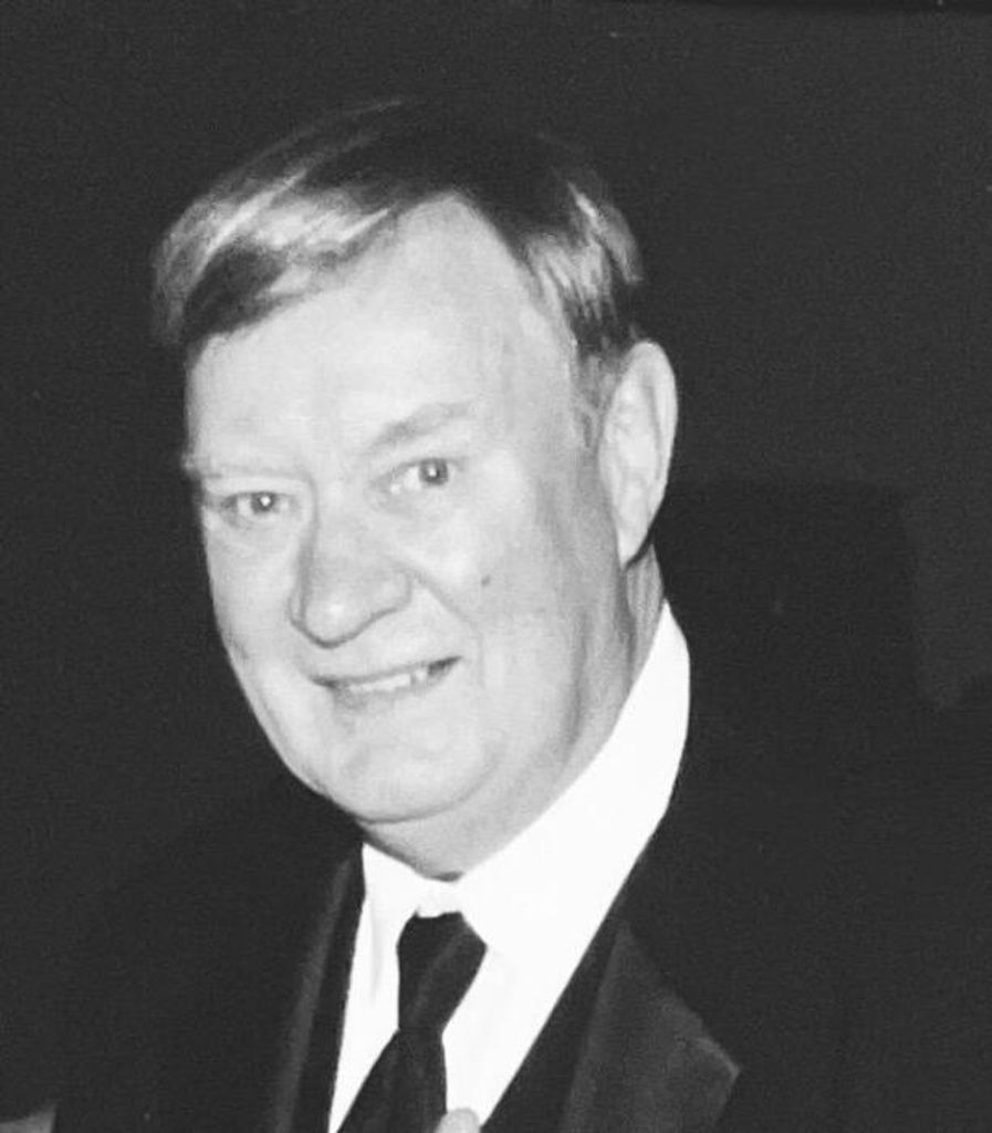 Robert J. Scutta Profile Photo